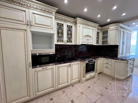 квартира за адресою Андрія Малишка вул. (Льва Толстого), 81