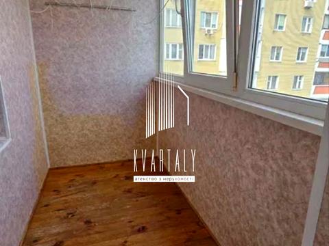 квартира за адресою Анни Ахматової вул., 41
