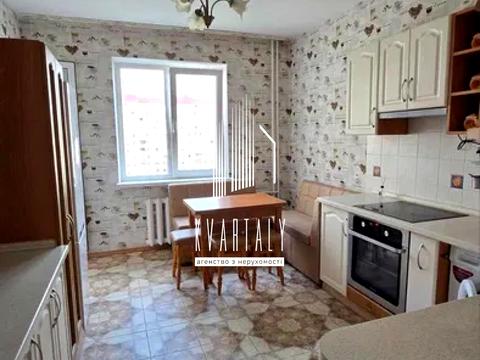 квартира за адресою Анни Ахматової вул., 41