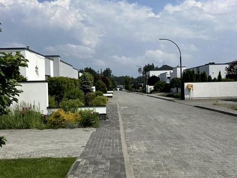 дом по адресу Привітна, 1а