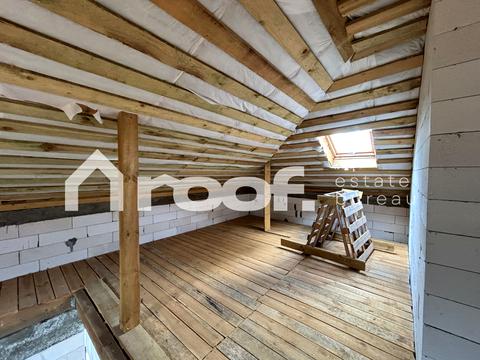 будинок за адресою Центральна, 5Б