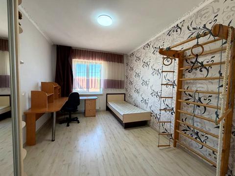 будинок за адресою Героїв Зміїного вул., 72
