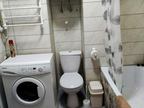 квартира за адресою Ревуцького вул., 40-В
