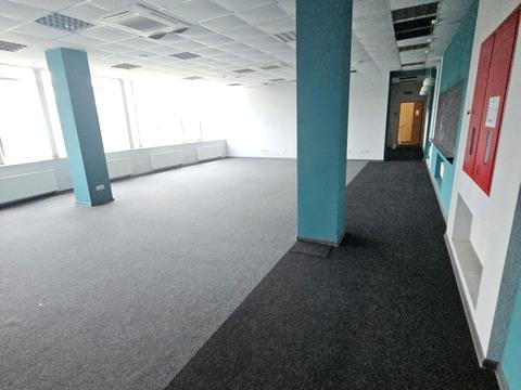 комерційна за адресою Отакара Яроша пров., 16