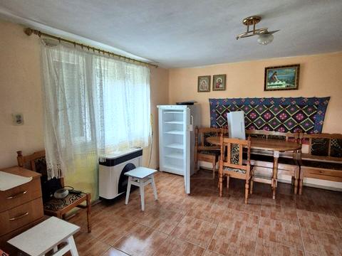 будинок за адресою с. Лази, Перемоги