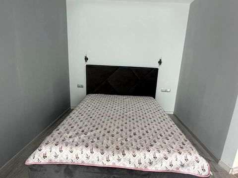 квартира по адресу Яблунева ул., 2