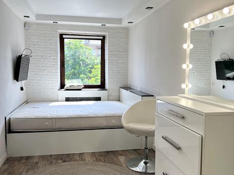 квартира за адресою Костянтинівська вул., 36