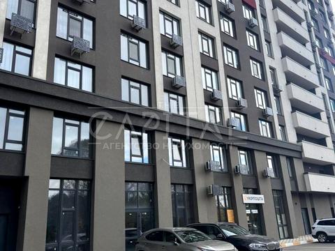коммерческая по адресу Любомира Гузара просп. (Космонавта Комарова), 15