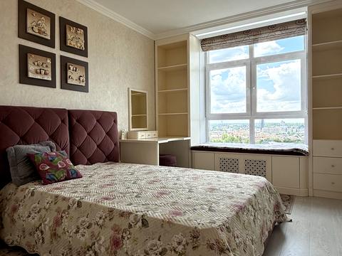 квартира по адресу Вячеслава Черновола ул., 4