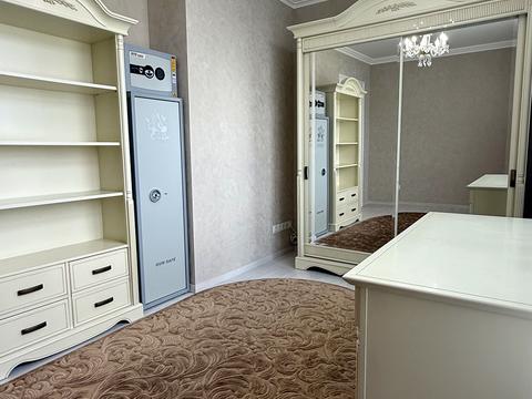 квартира по адресу Вячеслава Черновола ул., 4
