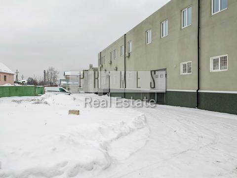 комерційна за адресою Пономарьова вул., 17