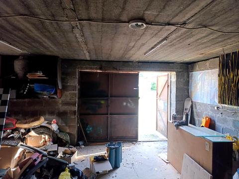 коммерческая по адресу Оросительная ул., 15
