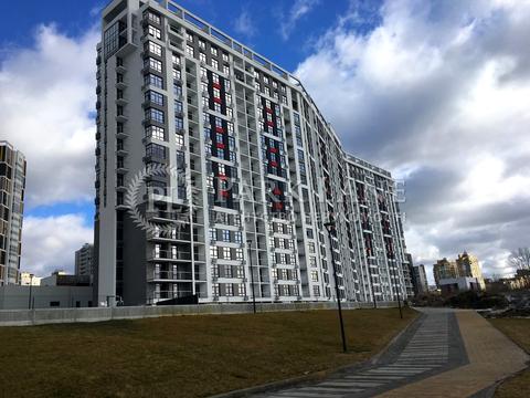комерційна за адресою Микільсько-Слобідська вул., 11