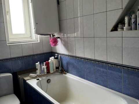 будинок за адресою лісна