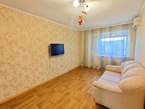 квартира за адресою Алана Шепарда вул. (Суворова), 13