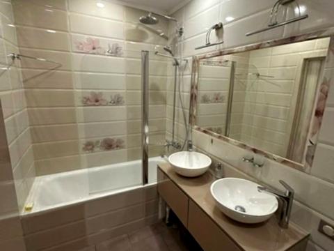 квартира по адресу Ивана Пулюя ул., 40, к. 3