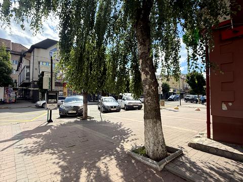 коммерческая по адресу Шевченка, 32