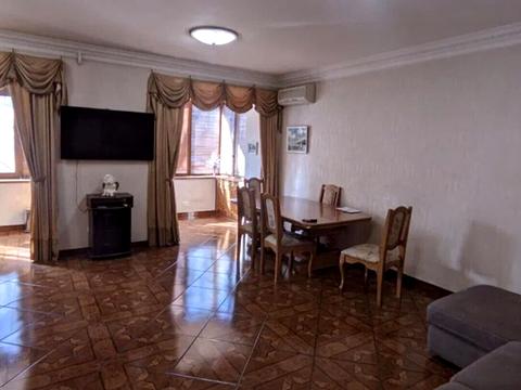 квартира по адресу Первомайского Леонида ул., 9-А