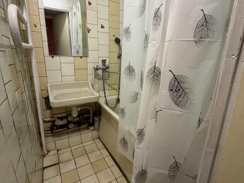 квартира за адресою Київ, Мілютенка вул., 44