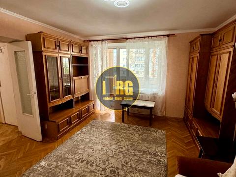 квартира за адресою Митрополита Андрея Шептицького вул. (Анатолія Луначарського), 3-Б