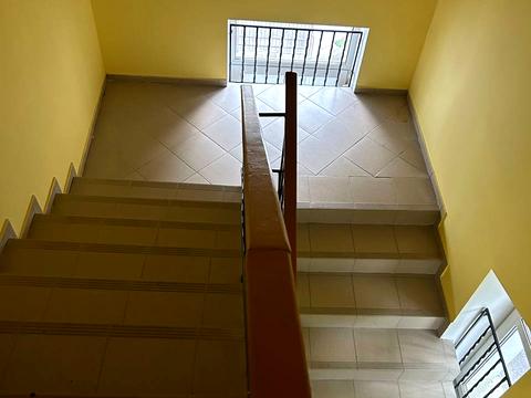 комерційна за адресою Саксаганського вул., 111а