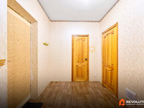квартира за адресою Анни Ахматової вул., 35-А