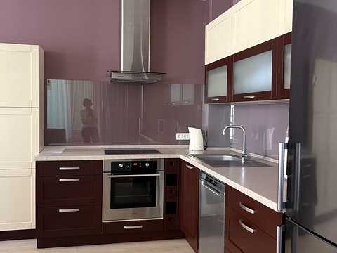 квартира за адресою Регенераторна вул., 4 к1