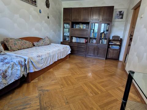 квартира за адресою Червоної Калини просп. (Володимира Маяковського), 23