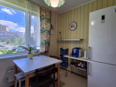 квартира за адресою Червоної Калини просп. (Володимира Маяковського), 23