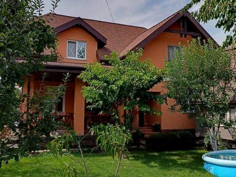 дом по адресу 4-та лінія ул.