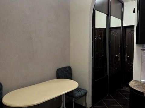 квартира за адресою Морозова вул., 18