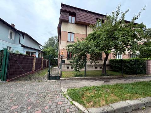 квартира за адресою Марії Заньковецької вул., 3