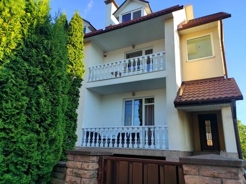 дом по адресу Лесі Українки