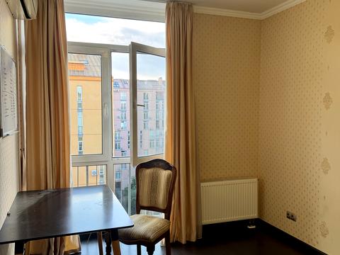 квартира за адресою Регенераторна вул., 4 к4