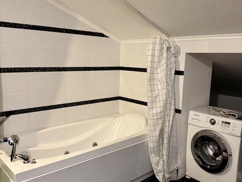 квартира за адресою Регенераторна вул., 4 к4