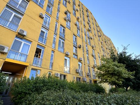 квартира за адресою Регенераторна вул., 4 к4