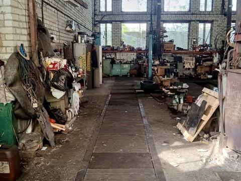 комерційна за адресою Лугова вул., 81