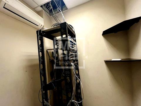 комерційна за адресою Антоновича вул. (Горького), 33в