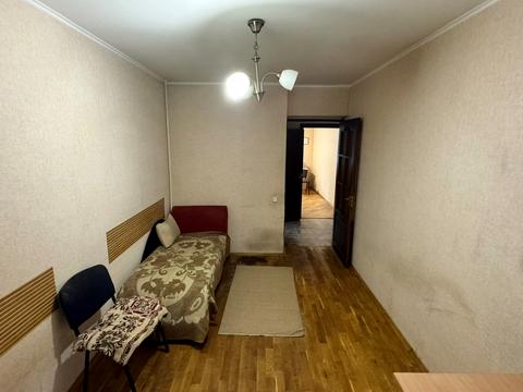комерційна за адресою Автозаводська вул., 7