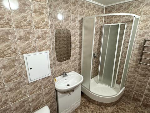 комерційна за адресою Автозаводська вул., 7