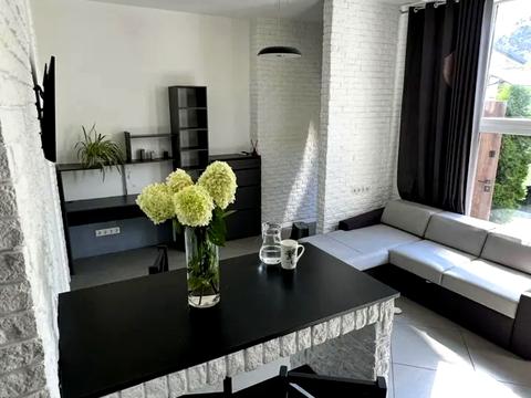 будинок за адресою Ліснича вул.