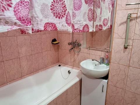 квартира за адресою Дмитра Донцова вул., 1
