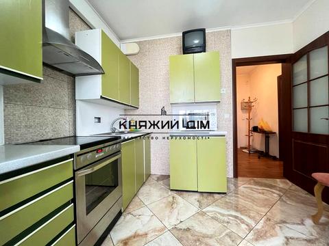 квартира за адресою Київ, Бориса Гмирі вул., 12-Б