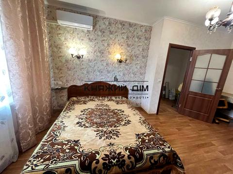 квартира за адресою Київ, Бориса Гмирі вул., 12-Б