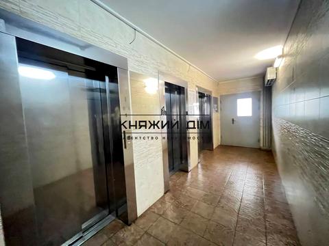 квартира за адресою Київ, Бориса Гмирі вул., 12-Б