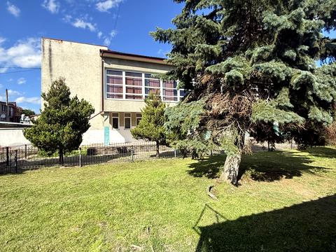 коммерческая по адресу Черновола ул., 19