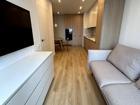 квартира за адресою Академіка Заболотного вул., 1-Б