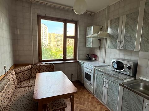 квартира по адресу Князя Владимира Великого просп., 145