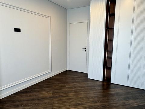 квартира за адресою Дніпровська набережна вул., 20-А