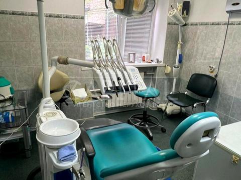 комерційна за адресою Лесі Українки бульв., 15